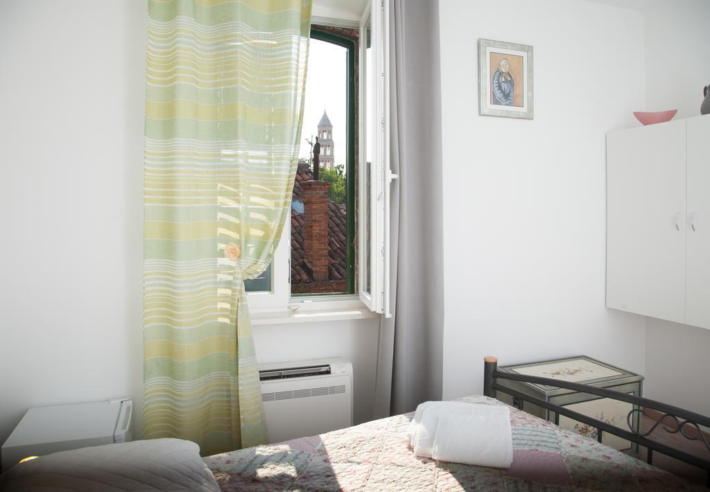 Rooms Split Pezelj الغرفة الصورة
