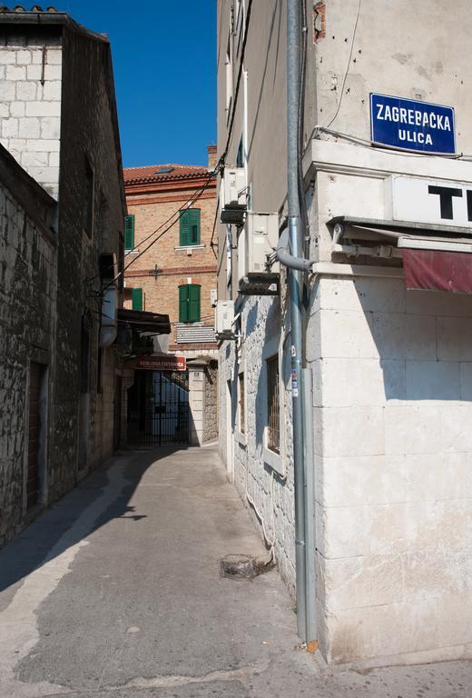 Rooms Split Pezelj المظهر الخارجي الصورة