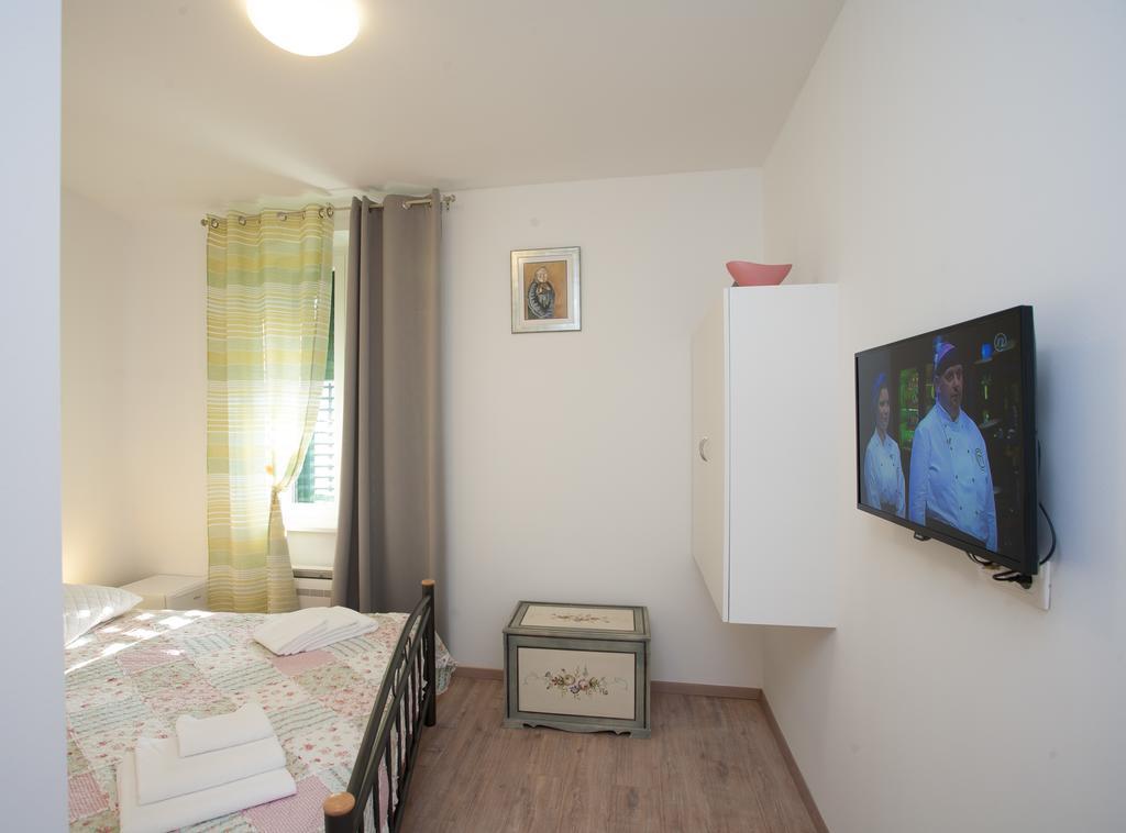 Rooms Split Pezelj الغرفة الصورة